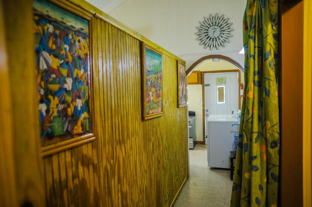 Eko Cozy Guest House St. John's Exterior foto